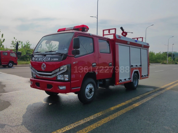 東風(fēng)小多利卡泡沫消防車