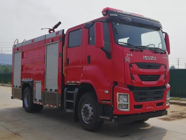 慶鈴6.3噸泡沫消防車