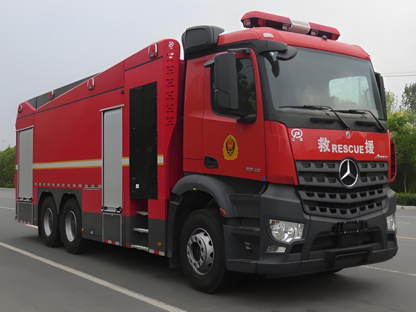 奔馳16噸泡沫消防車